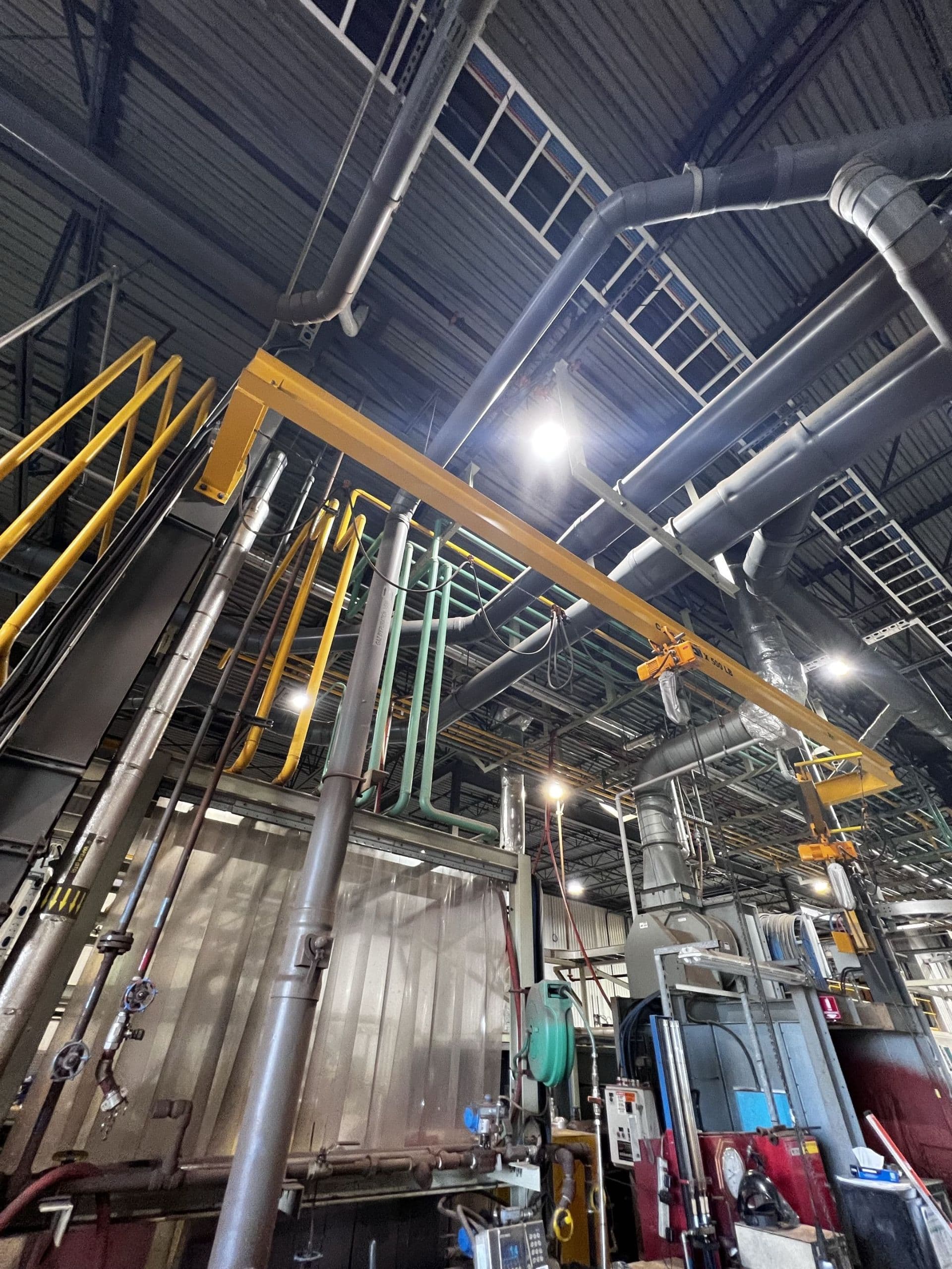 Structure de levage industrielle inspectée sur un site client.